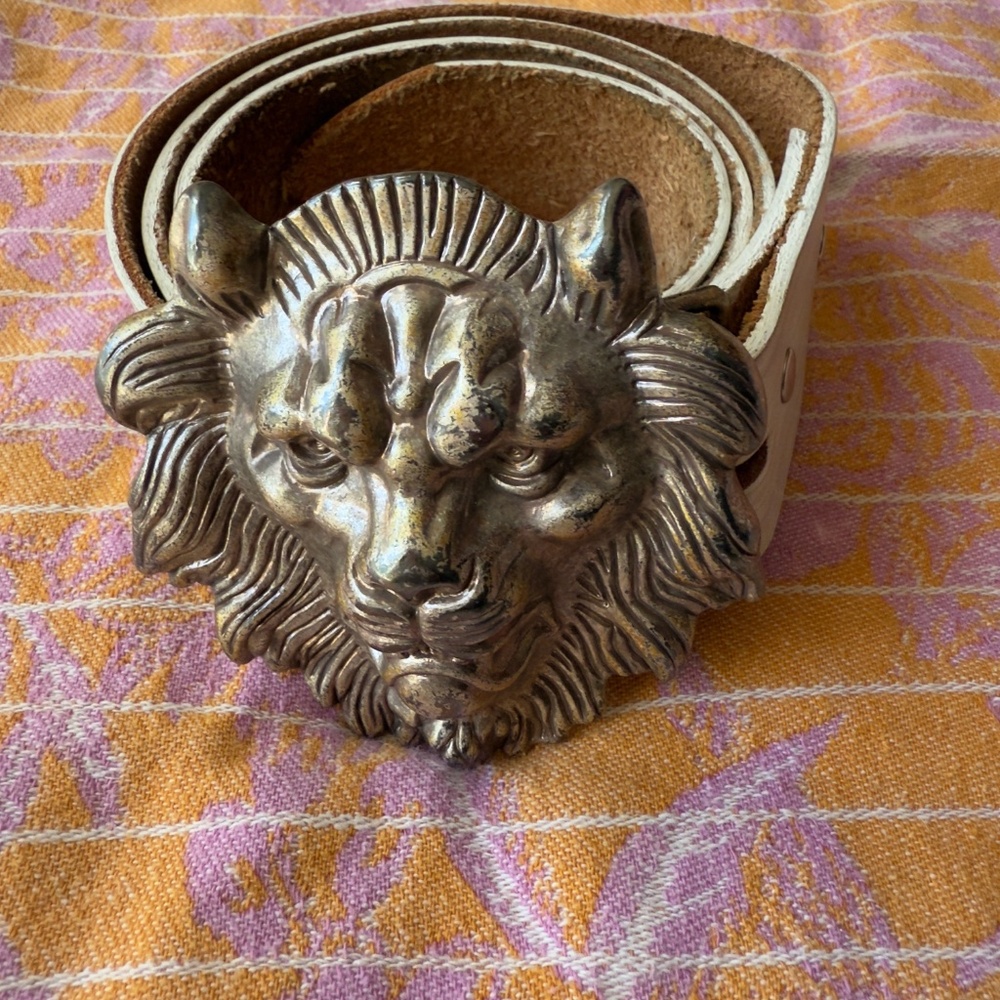Genuine Leather Belt with Lion Head Buckle, size 34, fits 31 to 34 - Picture 4 of 4